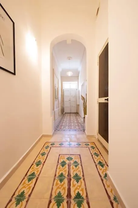Traditional 2 Bedroom House With Yard Ssch1-1 Saint Julian's